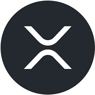 Um logotipo circular preto com um “X” estilizado em branco e linhas curvas, representando o símbolo da criptomoeda XRP.